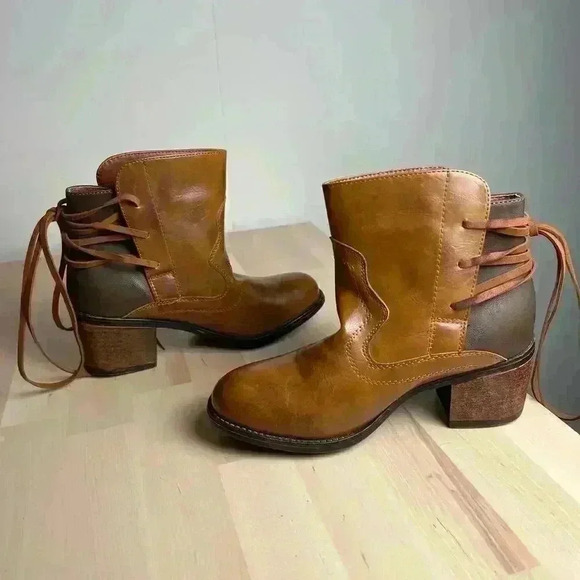 Etc Cognac Ankle Booties With Tie Back Detail Boho Casual Western Women’s Sz 6/7 - Picture 1 of 8